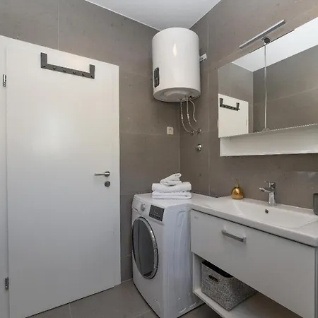 Filou Appartement Makarska